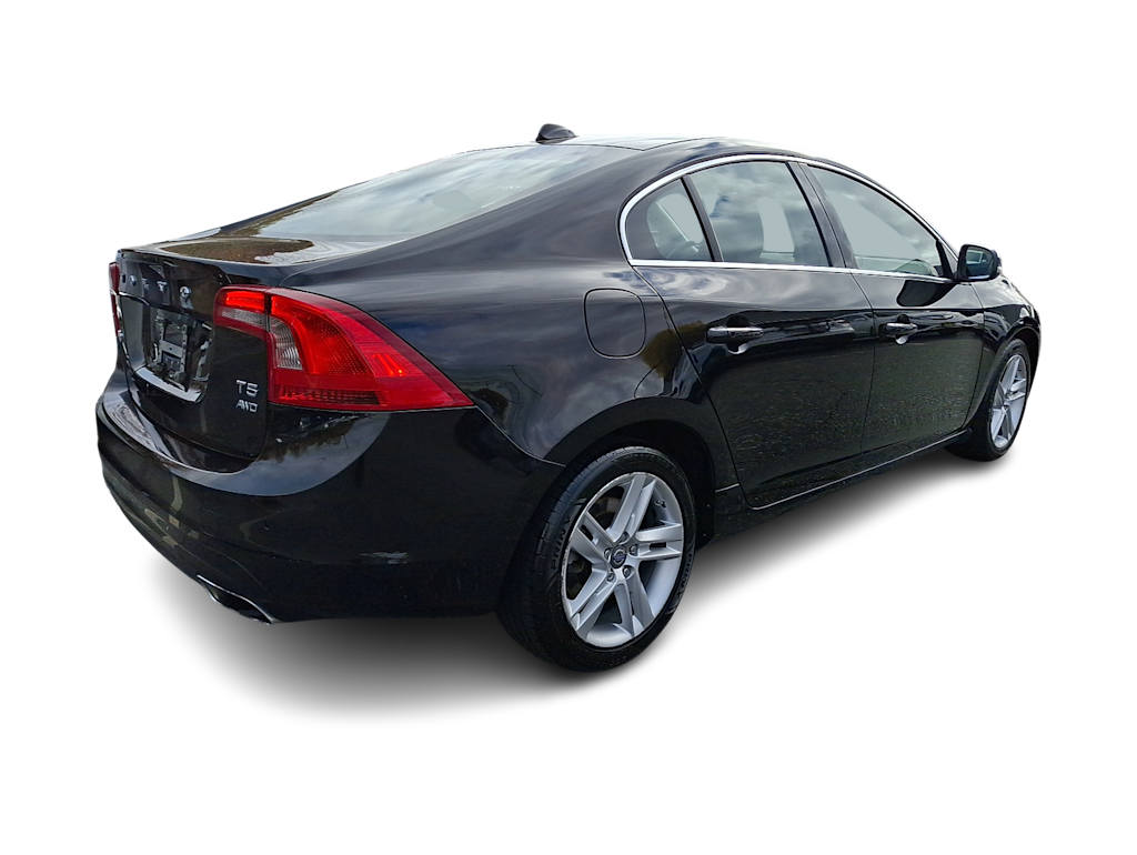 Thumbnail: 2015 Volvo S60 - 16