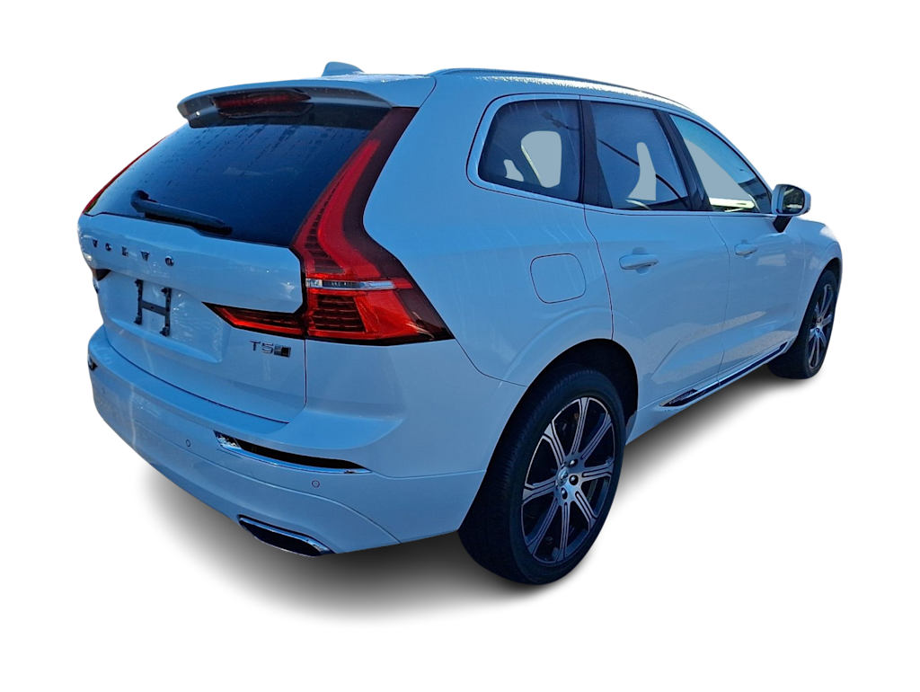 Thumbnail: 2020 Volvo XC60 - 15