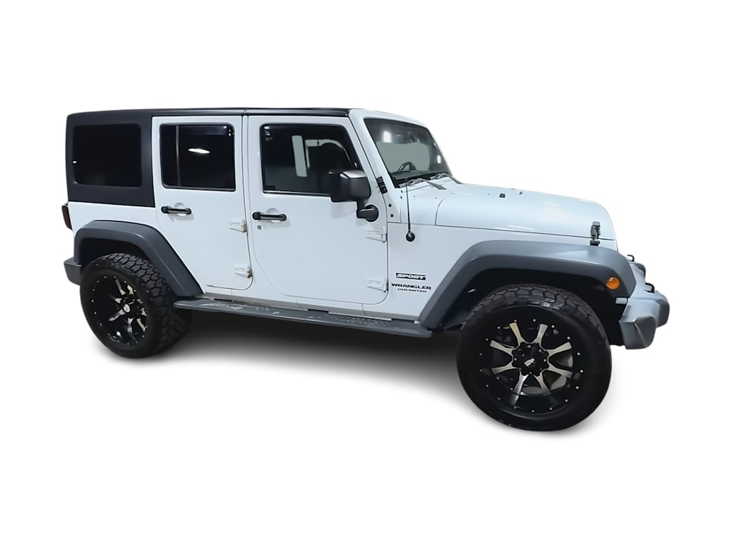 Thumbnail: 2017 Jeep Wrangler - 17