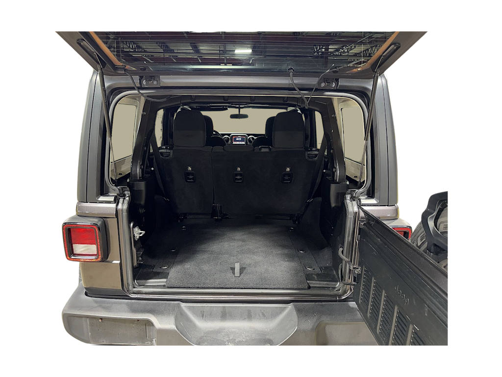 Thumbnail: 2018 Jeep Wrangler - 14