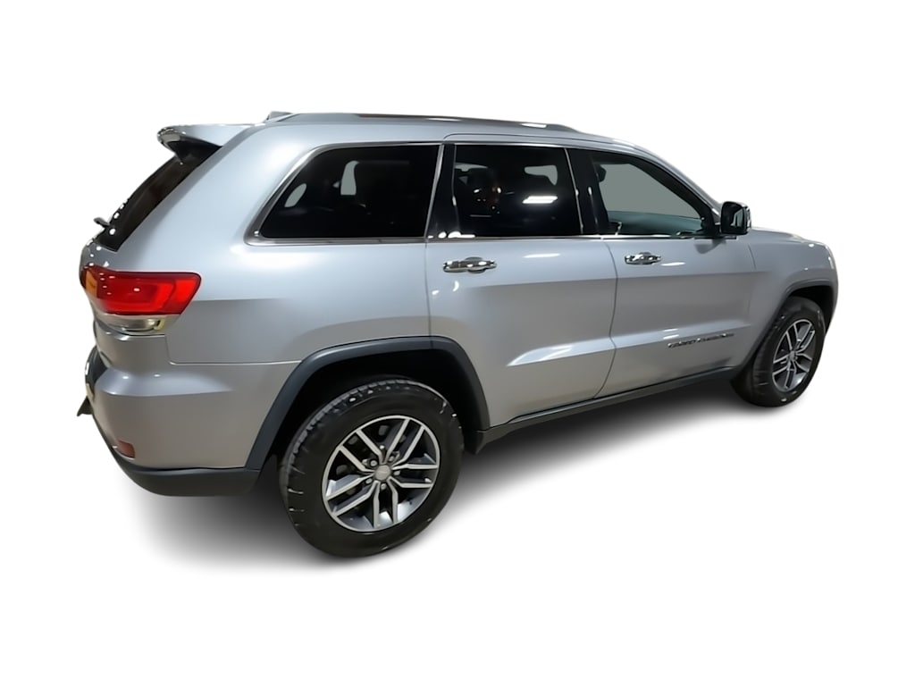 Thumbnail: 2017 Jeep Grand Cherokee - 20