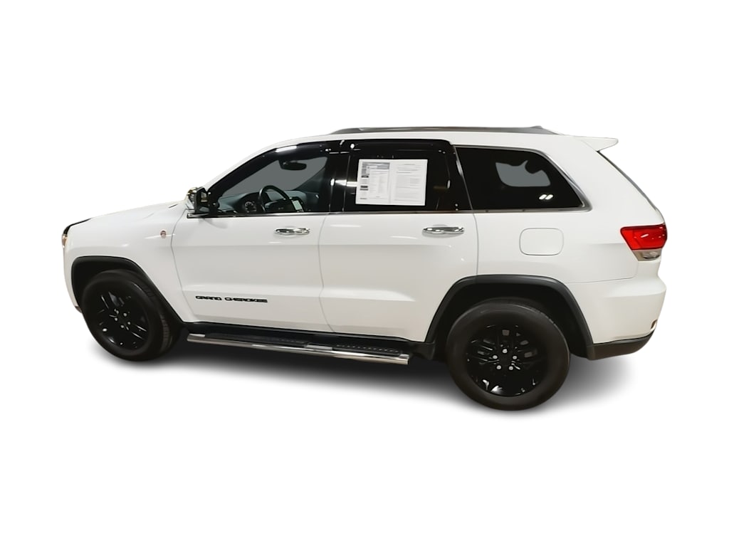Thumbnail: 2019 Jeep Grand Cherokee - 20