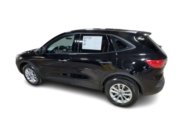 Thumbnail: 2021 Ford Escape - 18