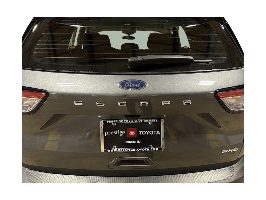 Thumbnail: 2022 Ford Escape - 24