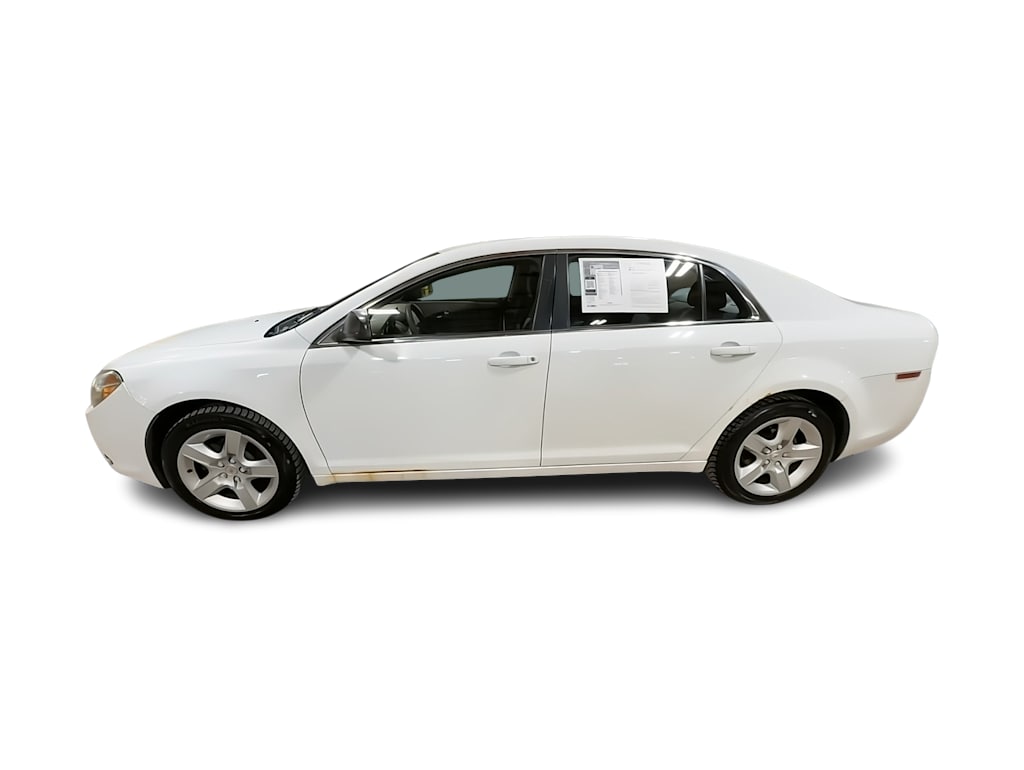 Thumbnail: 2010 Chevrolet Malibu - 3