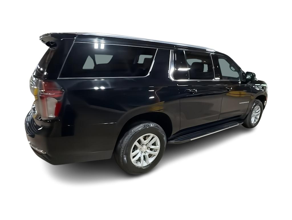 Thumbnail: 2023 Chevrolet Suburban - 20