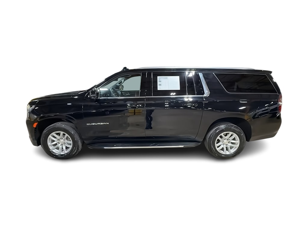 Thumbnail: 2023 Chevrolet Suburban - 17