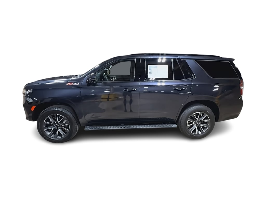 Thumbnail: 2022 Chevrolet Tahoe - 3