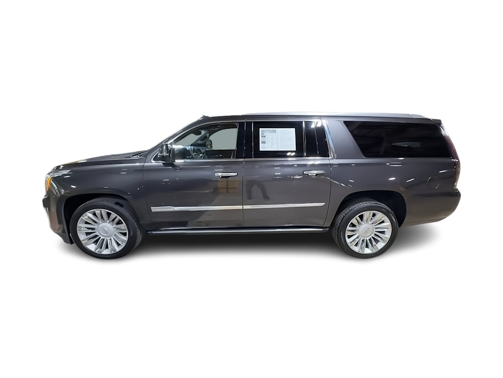 Thumbnail: 2016 Cadillac Escalade - 3