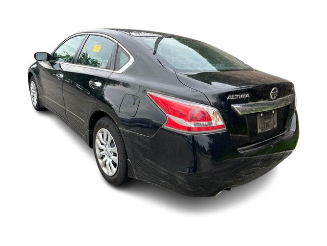 Thumbnail: 2015 Nissan Altima - 2