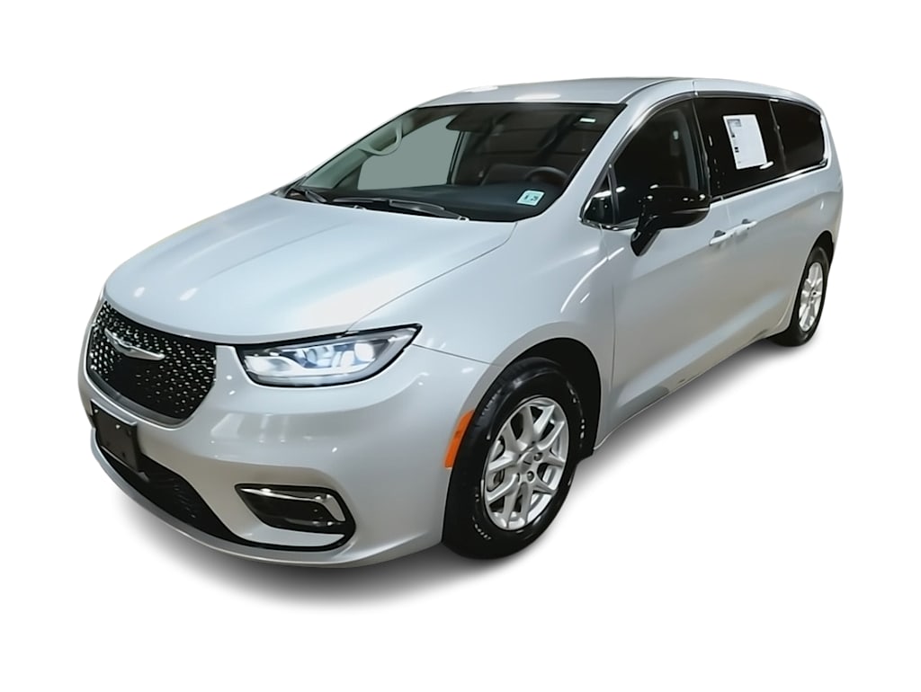 Thumbnail: 2024 Chrysler Pacifica - 18