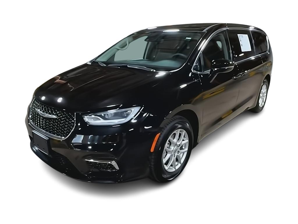 Thumbnail: 2024 Chrysler Pacifica - 18