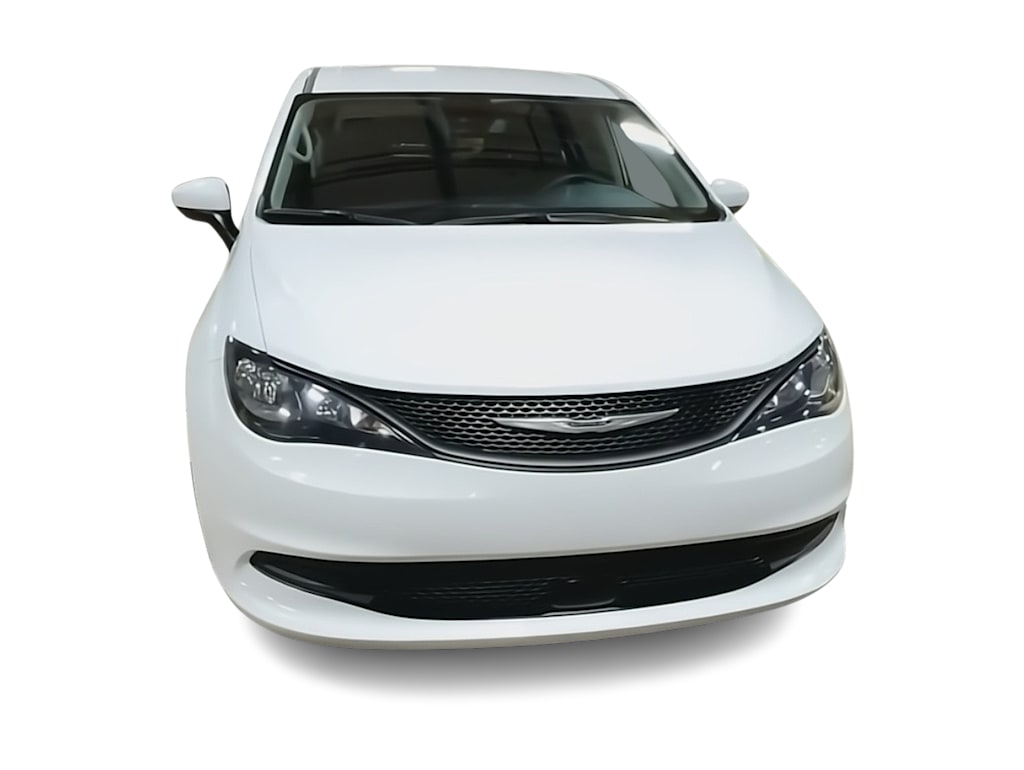 Thumbnail: 2023 Chrysler Voyager - 5