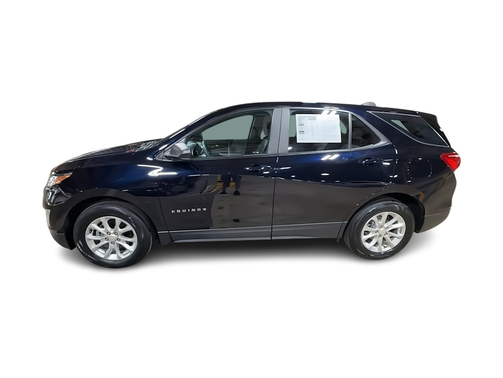 Thumbnail: 2021 Chevrolet Equinox - 3