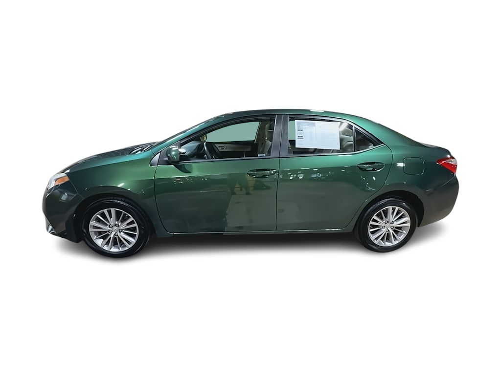Thumbnail: 2015 Toyota Corolla - 3