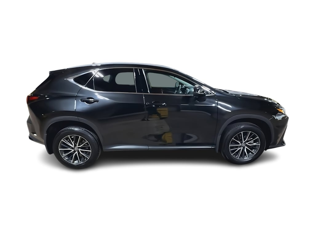 Thumbnail: 2024 Lexus ES - 23