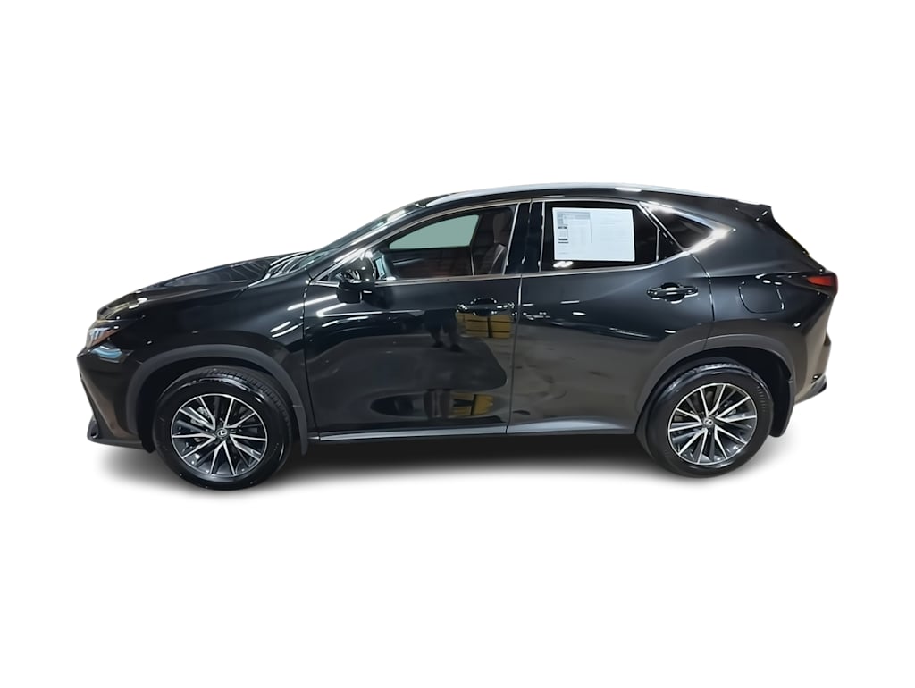 Thumbnail: 2025 Lexus ES - 3