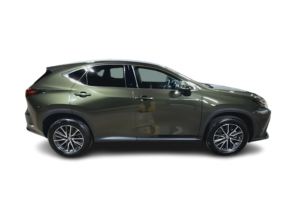 Thumbnail: 2025 Lexus ES - 21