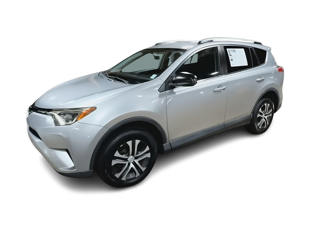 Thumbnail: 2016 Toyota RAV4 - 3