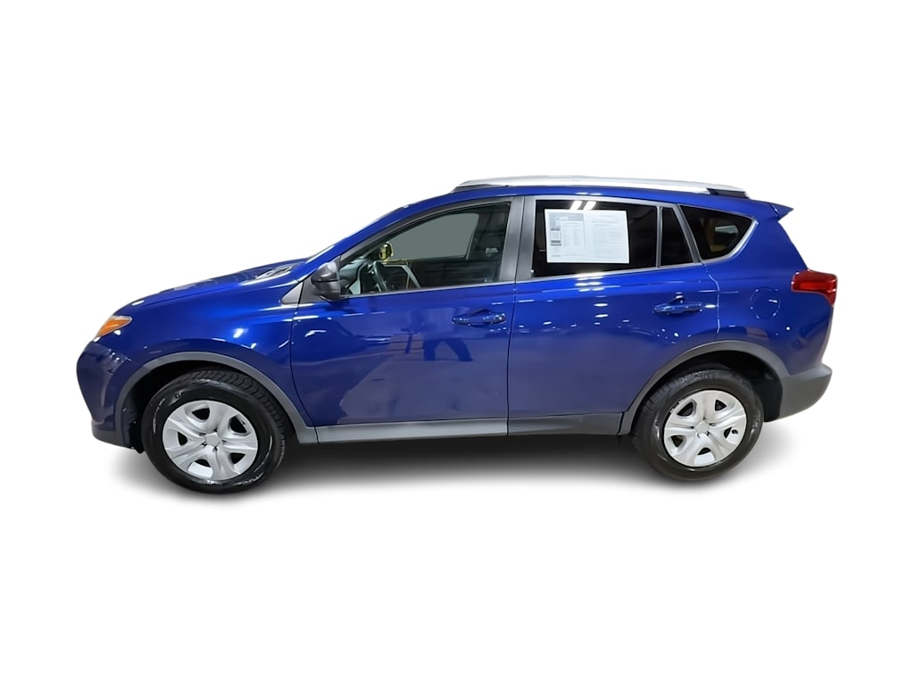 Thumbnail: 2015 Toyota RAV4 - 3