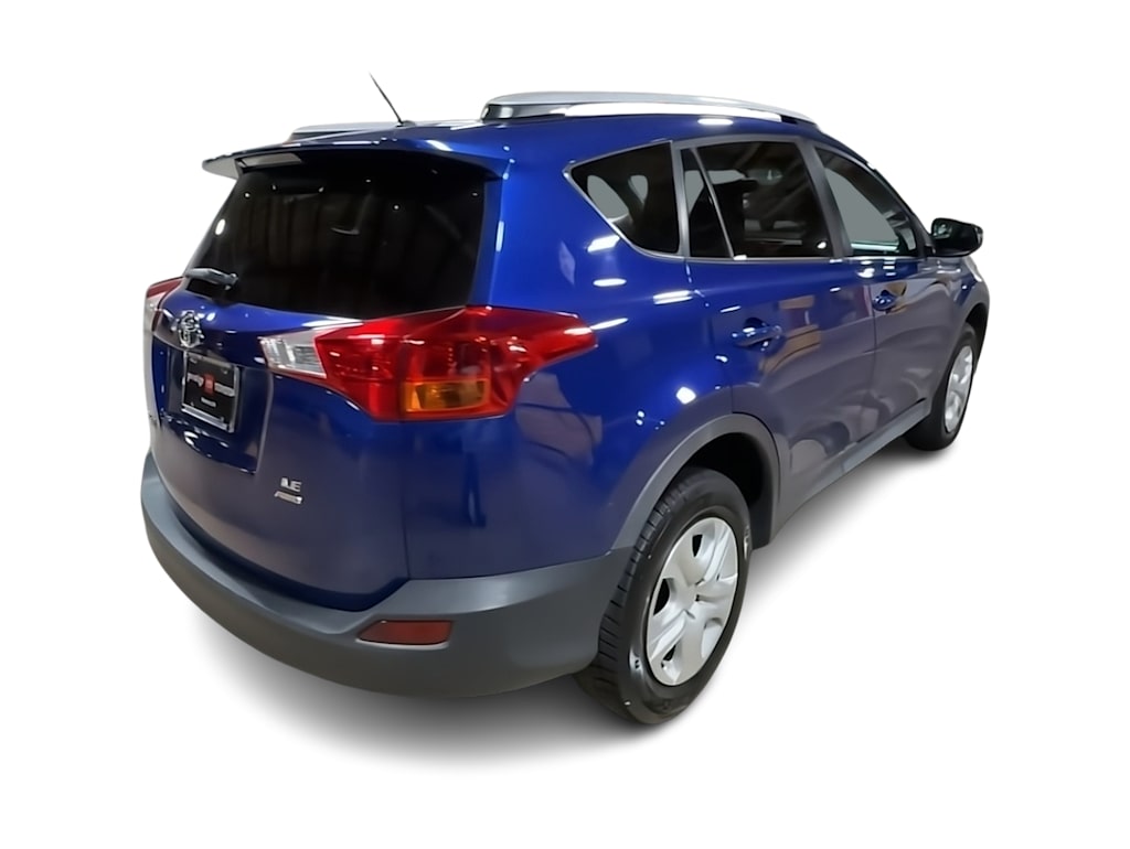 Thumbnail: 2015 Toyota RAV4 - 21