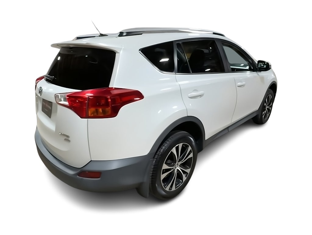 Thumbnail: 2015 Toyota RAV4 - 22