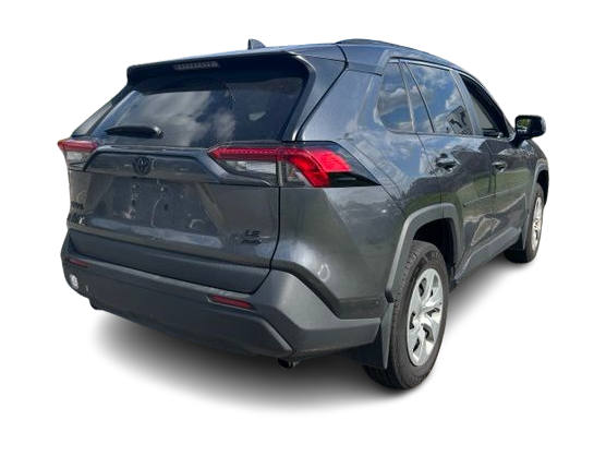 Thumbnail: 2019 Toyota RAV4 - 9