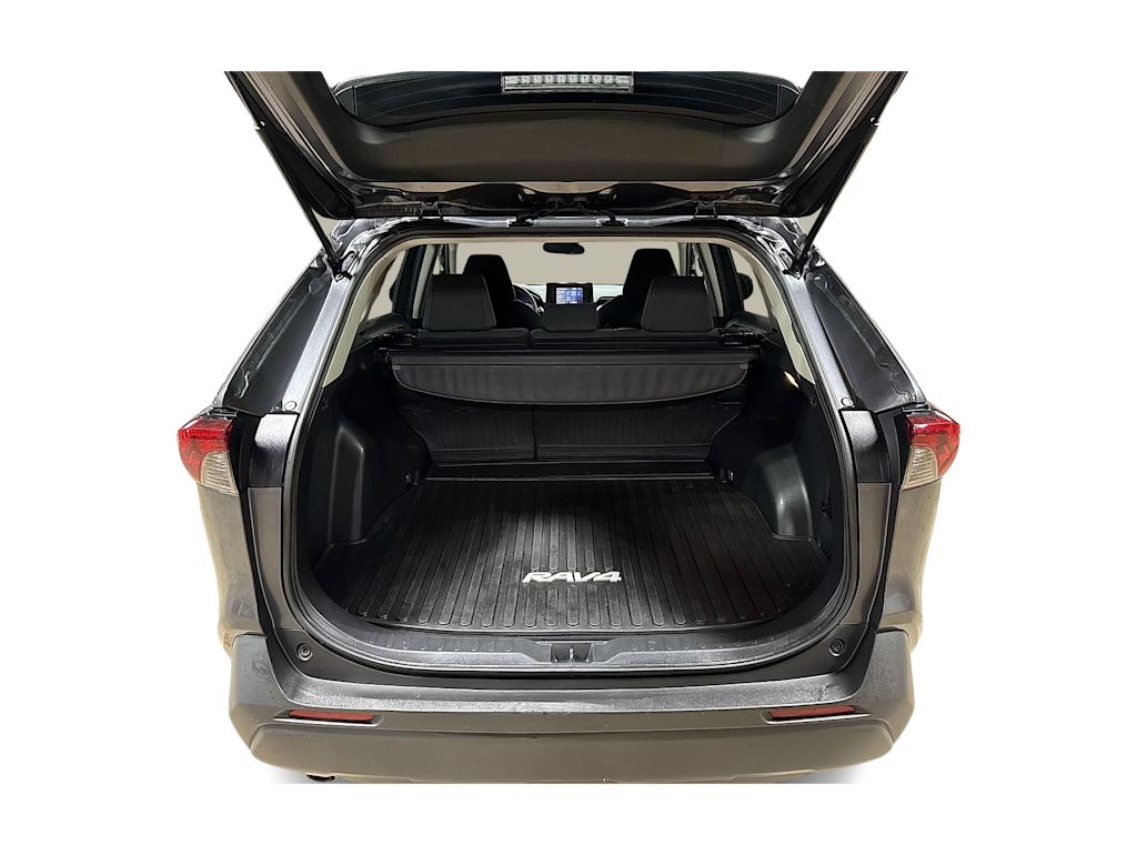 Thumbnail: 2019 Toyota RAV4 - 16