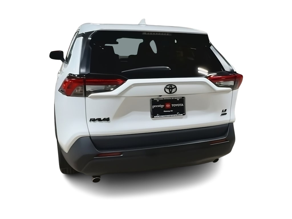 Thumbnail: 2022 Toyota RAV4 - 4