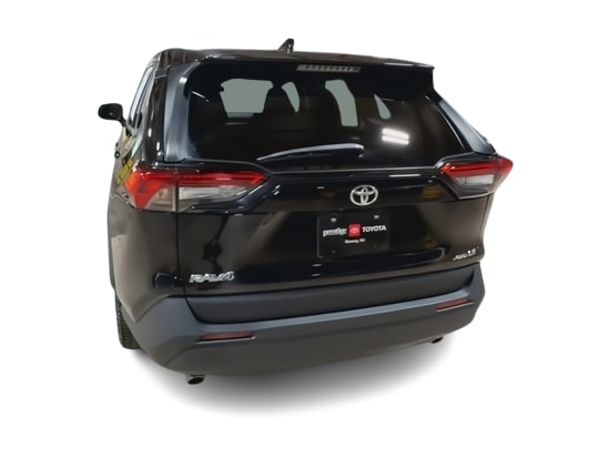 Thumbnail: 2022 Toyota RAV4 - 20