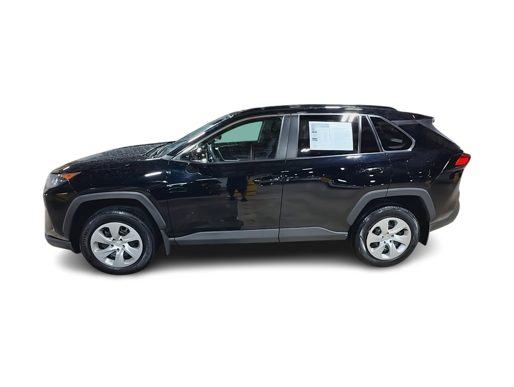 Thumbnail: 2021 Toyota RAV4 - 3