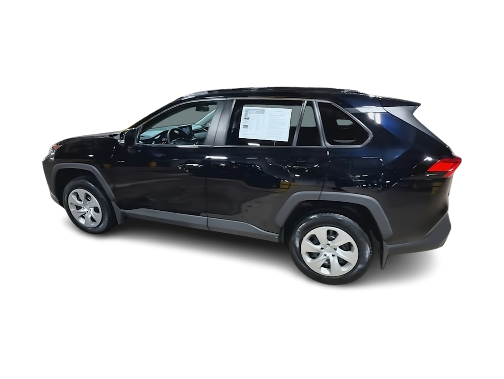 Thumbnail: 2021 Toyota RAV4 - 21