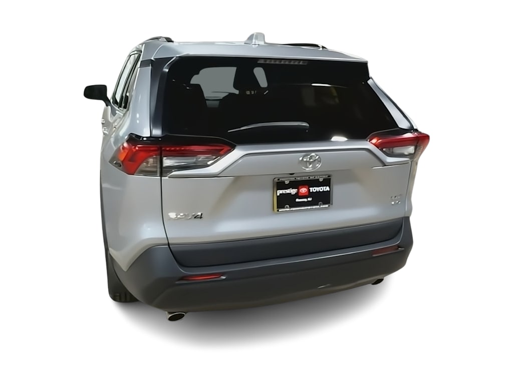 Thumbnail: 2022 Toyota RAV4 - 4