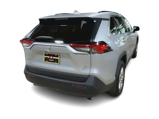 Thumbnail: 2022 Toyota RAV4 - 22