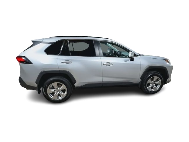 Thumbnail: 2022 Toyota RAV4 - 23
