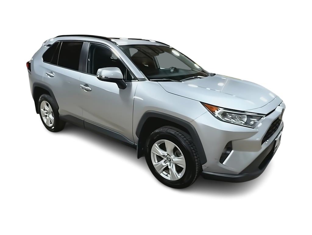 Thumbnail: 2020 Toyota RAV4 - 18