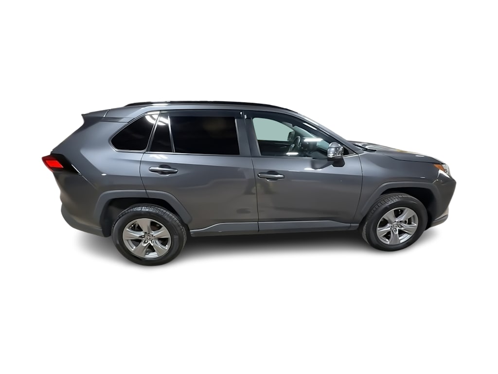 Thumbnail: 2022 Toyota RAV4 - 22