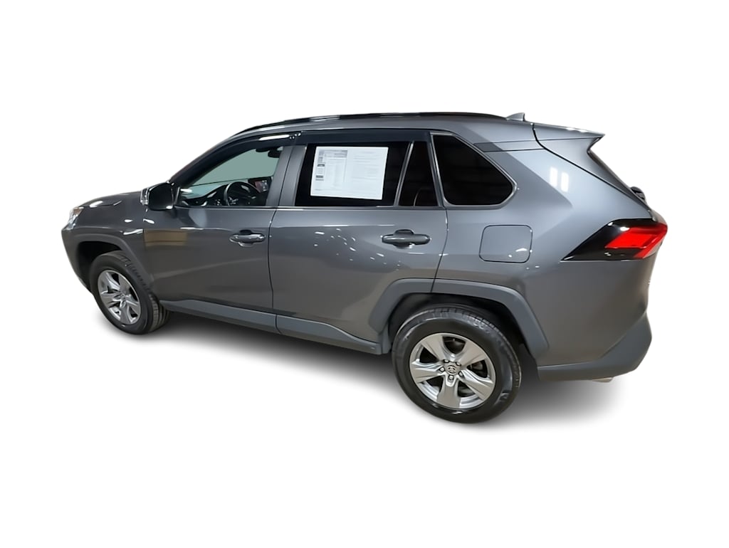 Thumbnail: 2022 Toyota RAV4 - 20