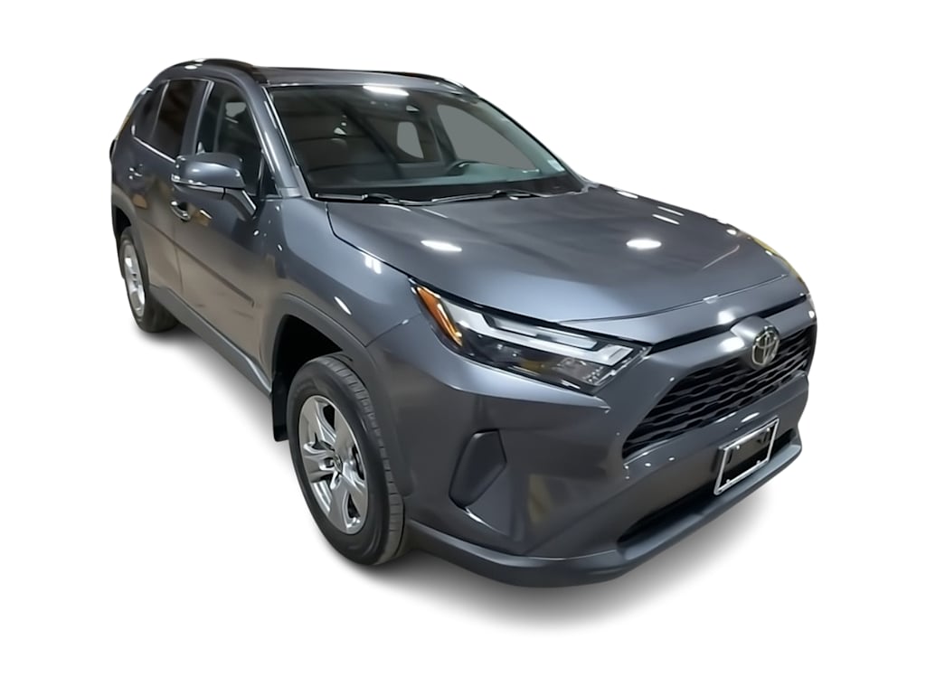 Thumbnail: 2022 Toyota RAV4 - 18