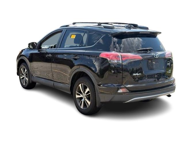 Thumbnail: 2017 Toyota RAV4 - 2