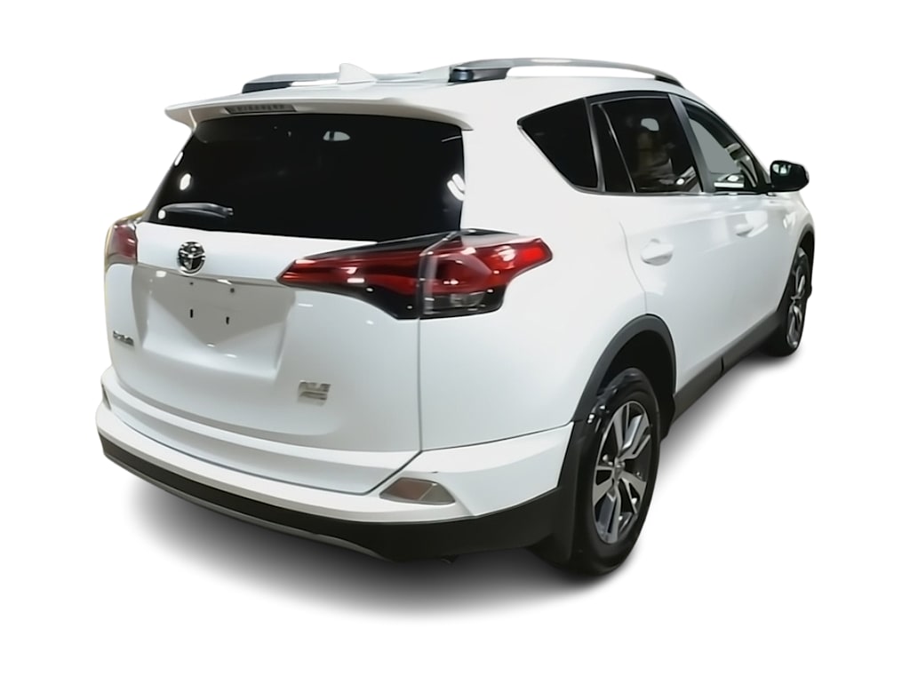 Thumbnail: 2017 Toyota RAV4 - 19