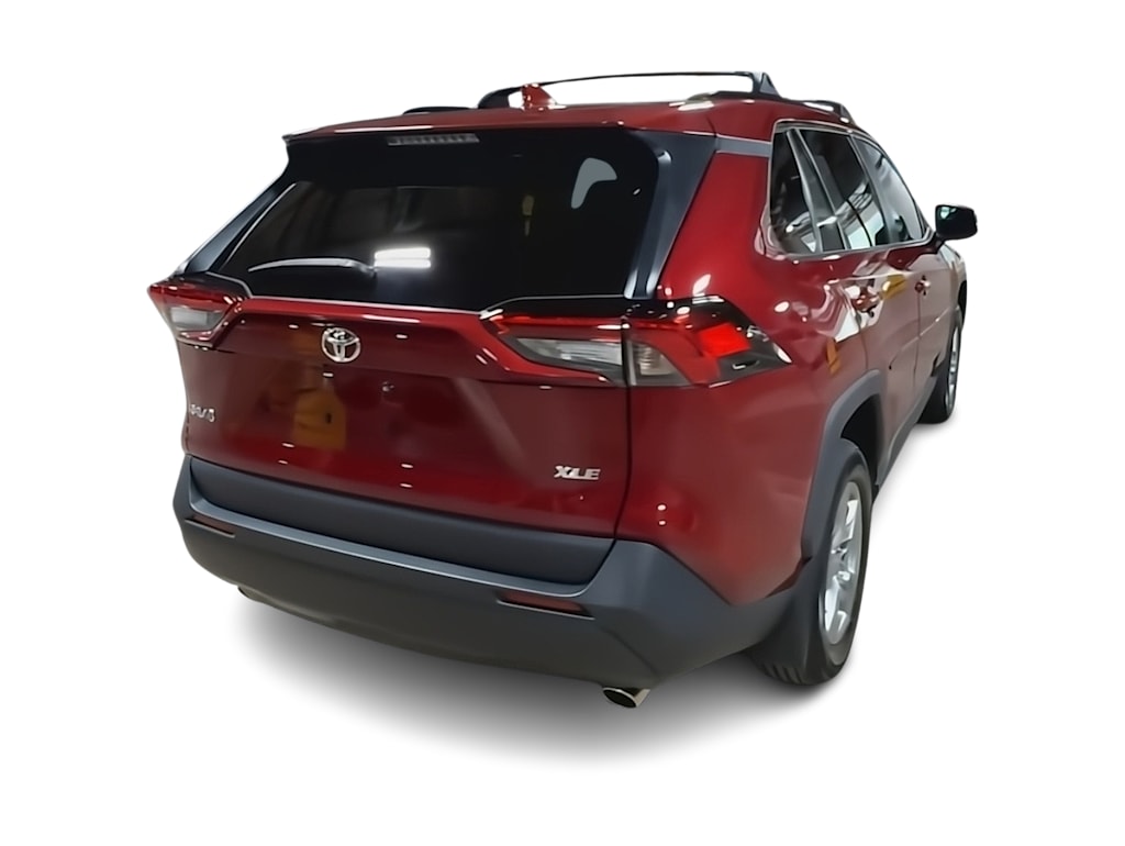 Thumbnail: 2023 Toyota RAV4 - 21