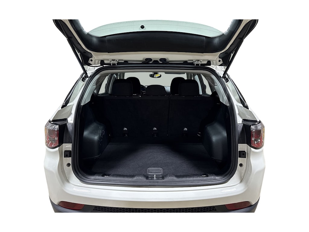 Thumbnail: 2021 Jeep Compass - 15