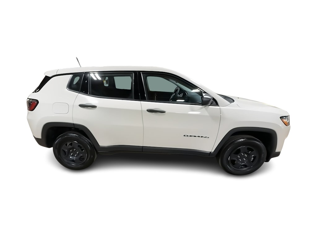 Thumbnail: 2021 Jeep Compass - 22