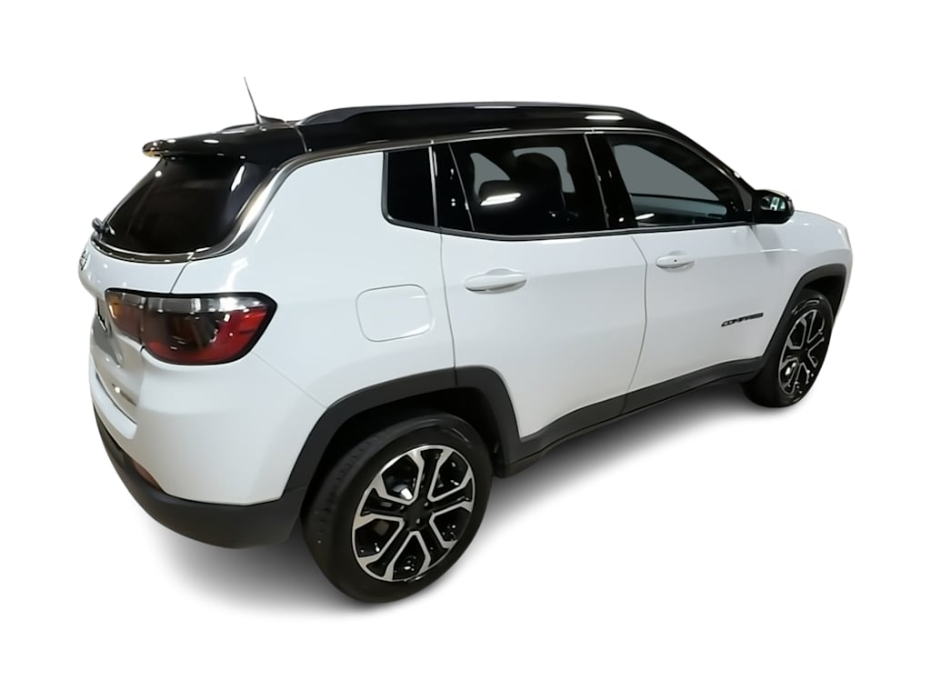 Thumbnail: 2023 Jeep Compass - 20