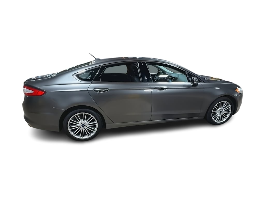 Thumbnail: 2015 Ford Fusion - 21