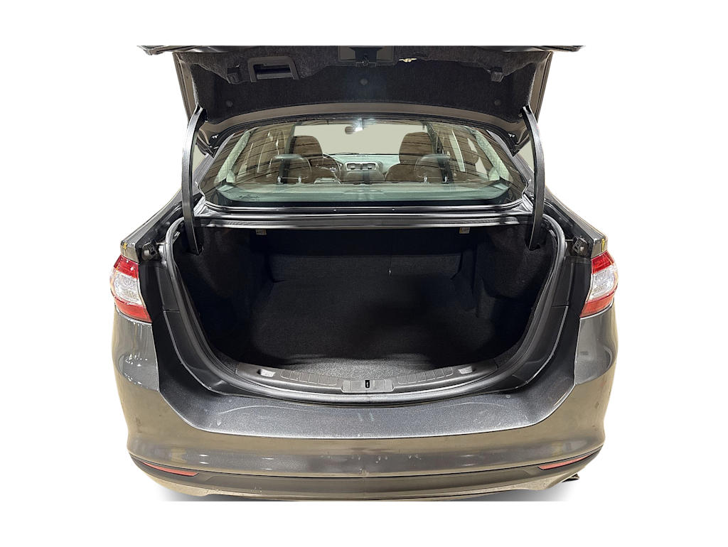 Thumbnail: 2015 Ford Fusion - 14