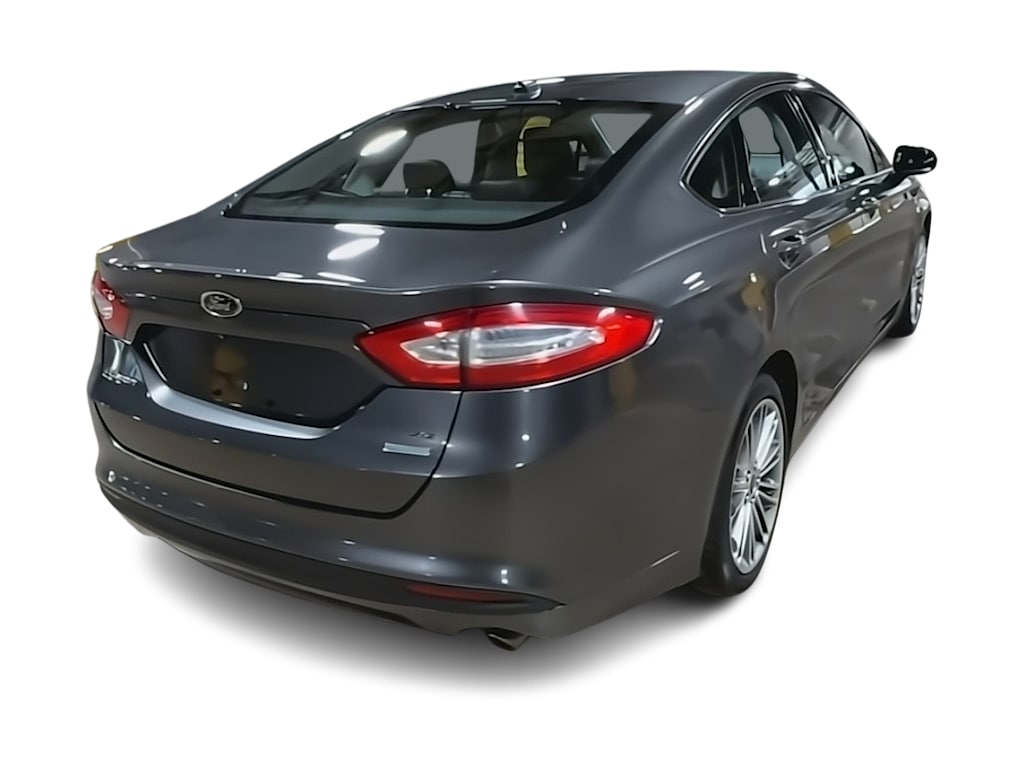 Thumbnail: 2015 Ford Fusion - 20