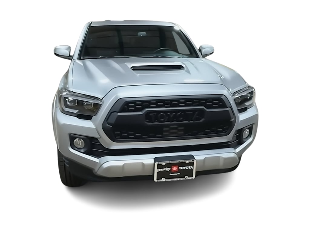 Thumbnail: 2023 Toyota Tacoma - 4