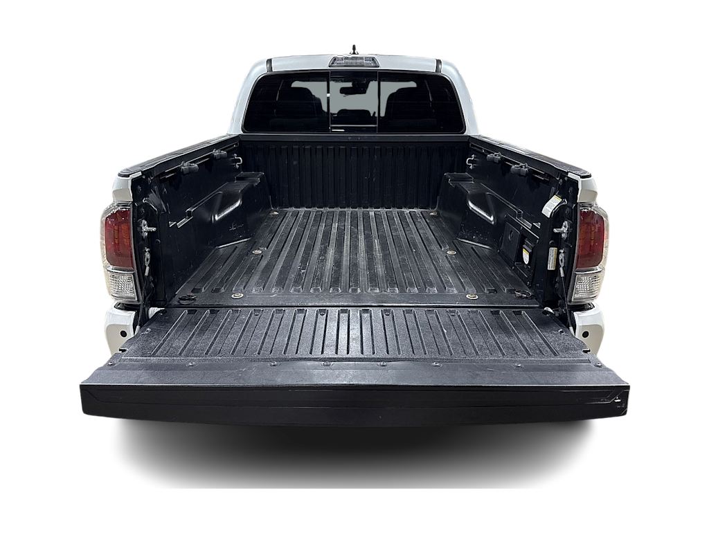 Thumbnail: 2022 Toyota Tacoma - 15